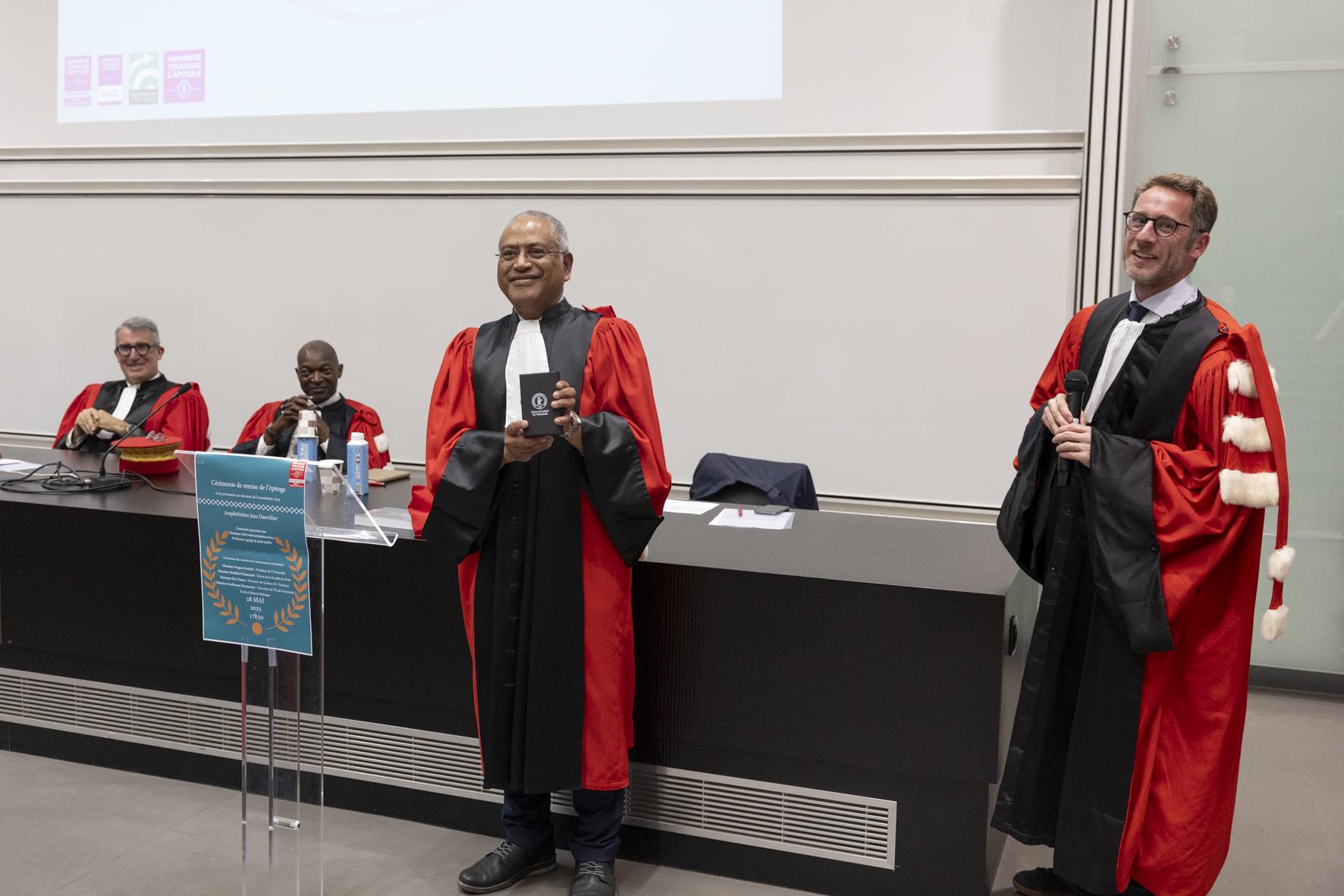 Cérémonie de remise de l'épitoge 2025 passation