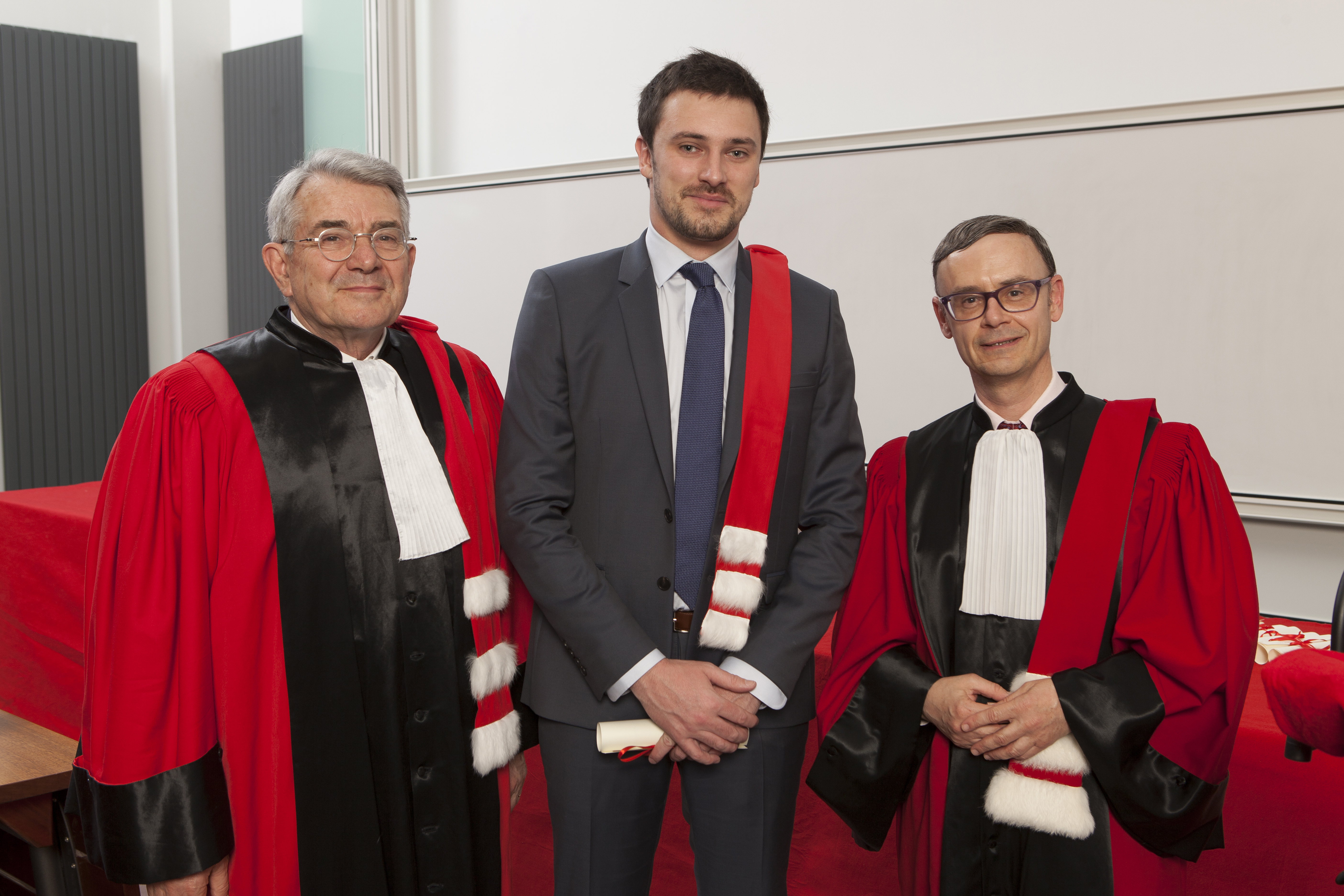 Cérémonie de remise des épitoges 2016, un doctorant